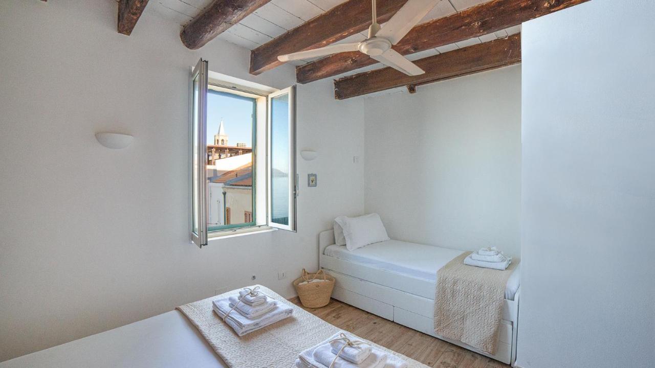 Waterfront Apartment Алгеро Екстериор снимка