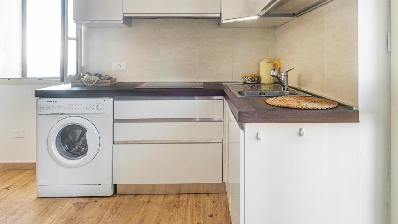 Waterfront Apartment Алгеро Екстериор снимка