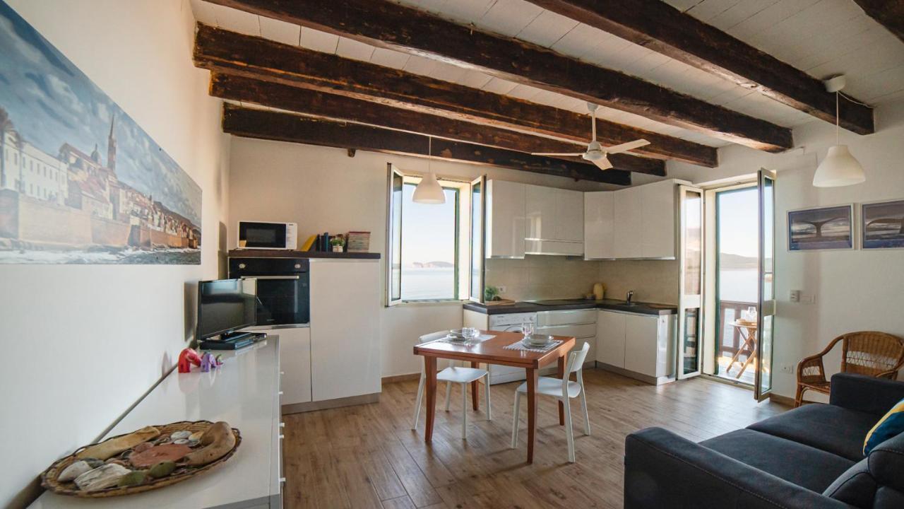 Waterfront Apartment Алгеро Екстериор снимка